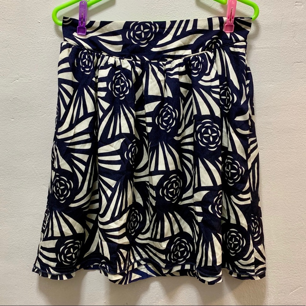 Anthropologie full patterned skirt XS - NWT